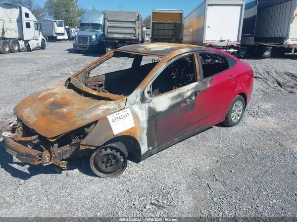 KMHCT4AE2GU017919 2016 HYUNDAI ACCENT - Image 2
