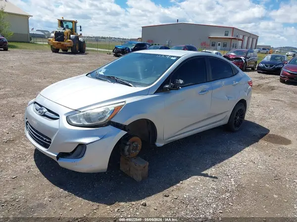 KMHCT4AE2GU030945 2016 HYUNDAI ACCENT - Image 2