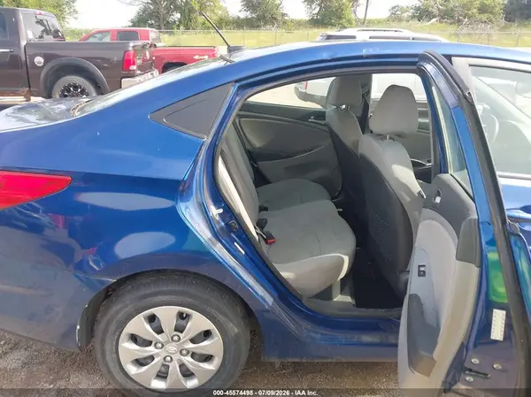 KMHCT4AE2GU031268 2016 HYUNDAI ACCENT - Image 8