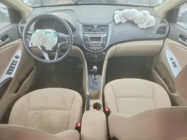 KMHCT4AE2GU049849 2016 HYUNDAI ACCENT - Image 8