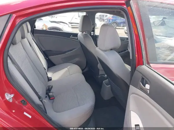 KMHCT4AE2GU057725 2016 HYUNDAI ACCENT - Image 8