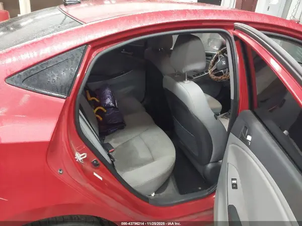 KMHCT4AE2GU061483 2016 HYUNDAI ACCENT - Image 8