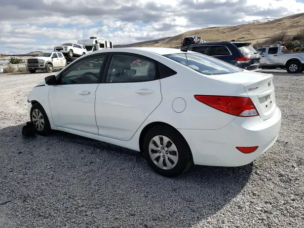 KMHCT4AE2GU070376 2016 HYUNDAI ACCENT - Image 2