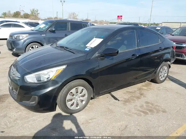 KMHCT4AE2GU110889 2016 HYUNDAI ACCENT - Image 2