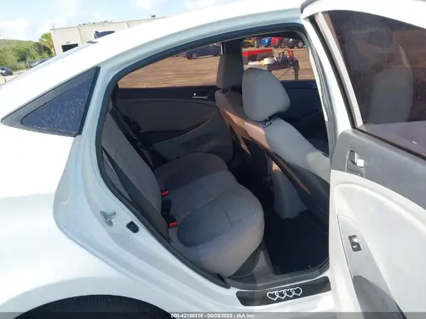 KMHCT4AE2GU115462 2016 HYUNDAI ACCENT - Image 8