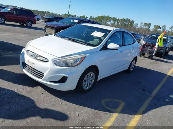 KMHCT4AE2GU116367 2016 HYUNDAI ACCENT - Image 2