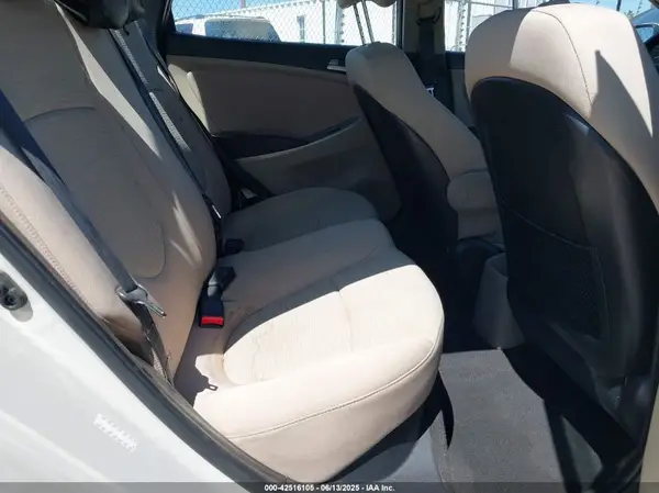 KMHCT4AE2GU123786 2016 HYUNDAI ACCENT - Image 8