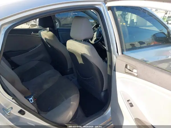 KMHCT4AE2GU128311 2016 HYUNDAI ACCENT - Image 8