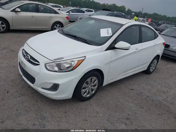 KMHCT4AE2GU952776 2016 HYUNDAI ACCENT - Image 2