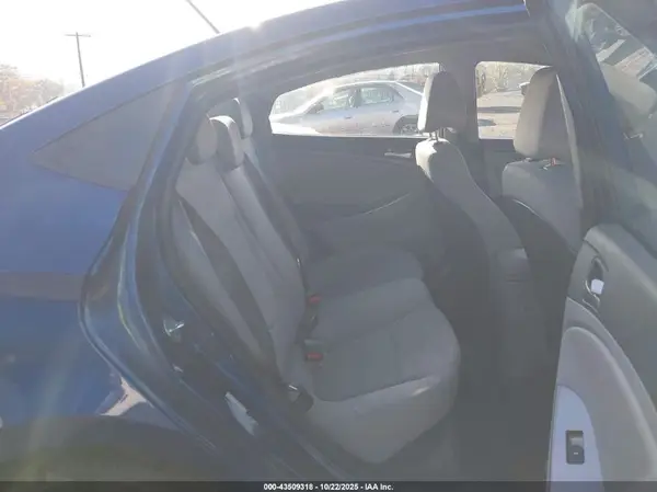 KMHCT4AE2GU953653 2016 HYUNDAI ACCENT - Image 8