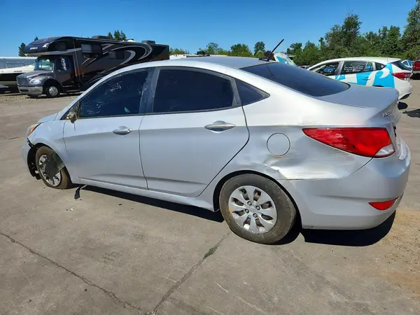 KMHCT4AE2GU981212 2016 HYUNDAI ACCENT - Image 2
