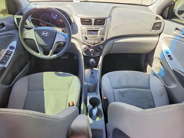 KMHCT4AE2GU981212 2016 HYUNDAI ACCENT - Image 8