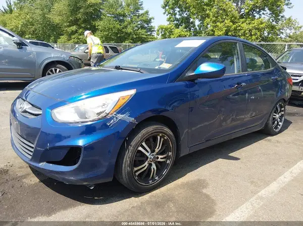 KMHCT4AE2GU981775 2016 HYUNDAI ACCENT - Image 2