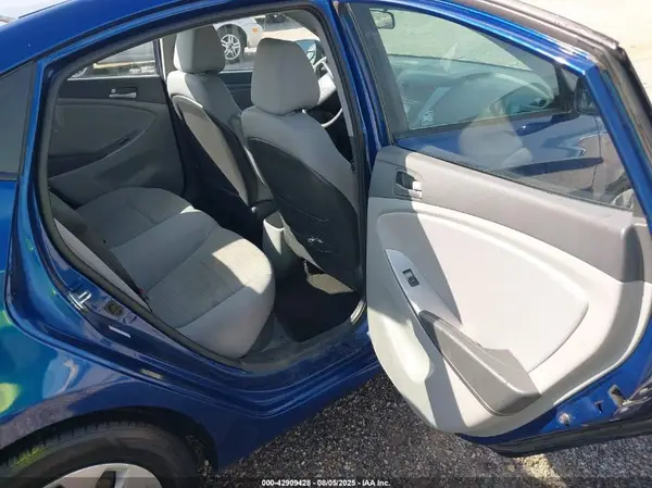KMHCT4AE2HU180393 2017 HYUNDAI ACCENT - Image 8