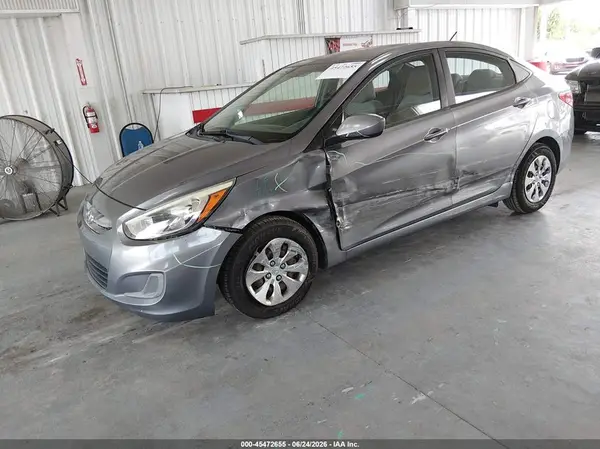 KMHCT4AE2HU194018 2017 HYUNDAI ACCENT - Image 2