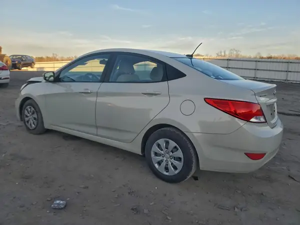 KMHCT4AE2HU198764 2017 HYUNDAI ACCENT - Image 2
