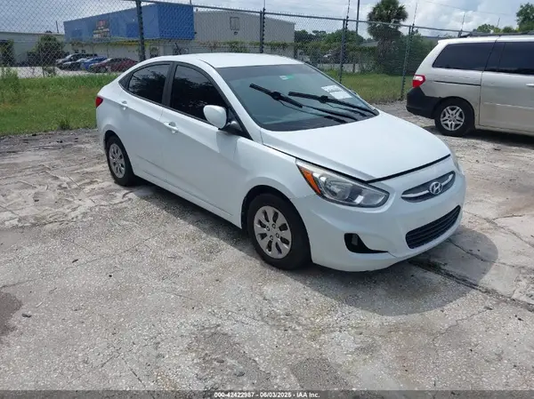 KMHCT4AE2HU204014 2017 HYUNDAI ACCENT - Image 1