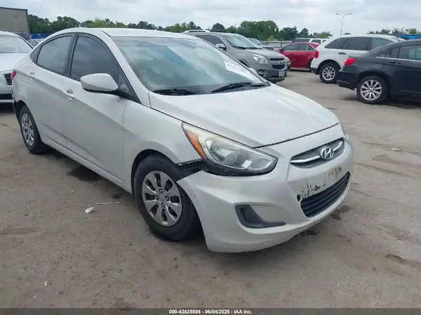 KMHCT4AE2HU205776 2017 HYUNDAI ACCENT - Image 1