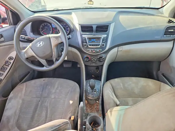KMHCT4AE2HU219953 2017 HYUNDAI ACCENT - Image 8