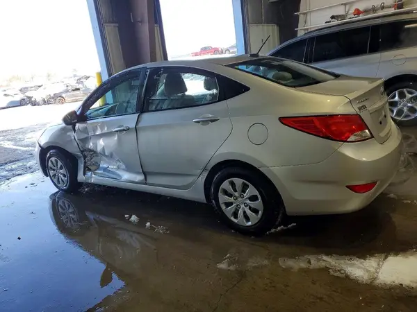 KMHCT4AE2HU224411 2017 HYUNDAI ACCENT - Image 2