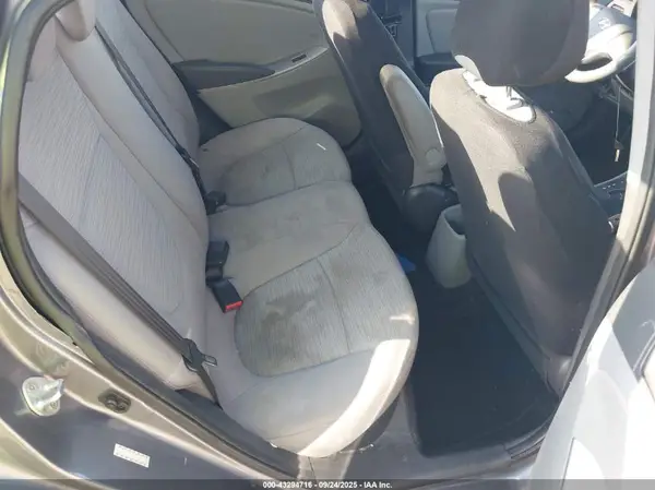 KMHCT4AE2HU243959 2017 HYUNDAI ACCENT - Image 8