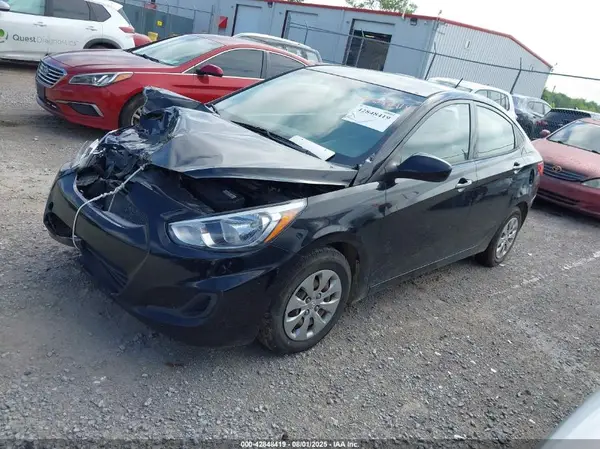 KMHCT4AE2HU276220 2017 HYUNDAI ACCENT - Image 2