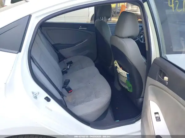 KMHCT4AE2HU284284 2017 HYUNDAI ACCENT - Image 8