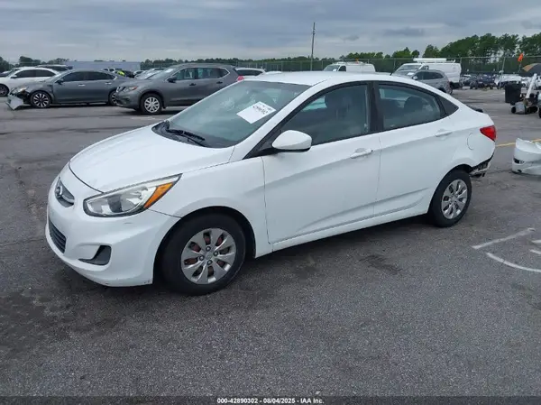 KMHCT4AE2HU286214 2017 HYUNDAI ACCENT - Image 2