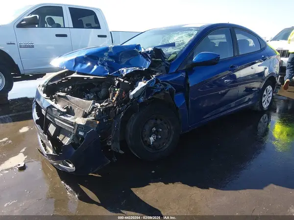 KMHCT4AE2HU298296 2017 HYUNDAI ACCENT - Image 2