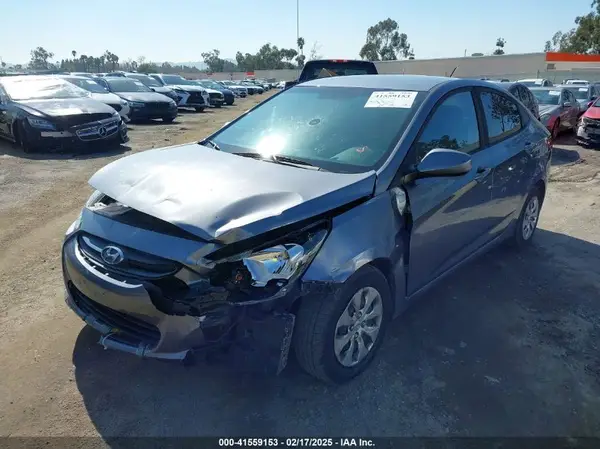 KMHCT4AE2HU299982 2017 HYUNDAI ACCENT - Image 2