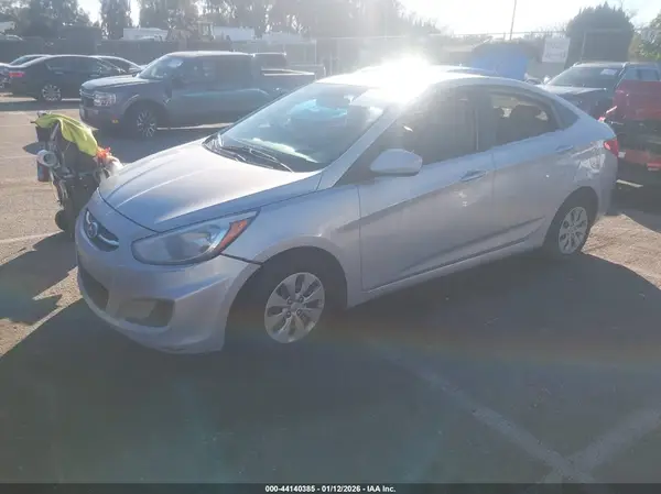 KMHCT4AE2HU311094 2017 HYUNDAI ACCENT - Image 2