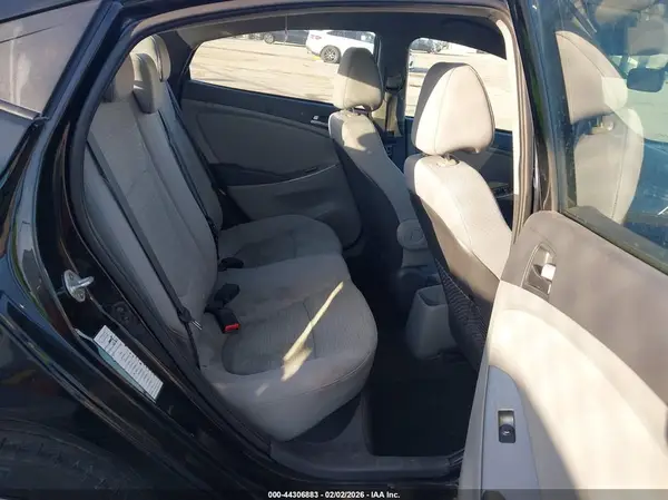 KMHCT4AE2HU311614 2017 HYUNDAI ACCENT - Image 8