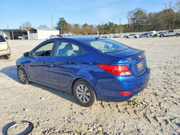 KMHCT4AE2HU322127 2017 HYUNDAI ACCENT - Image 2