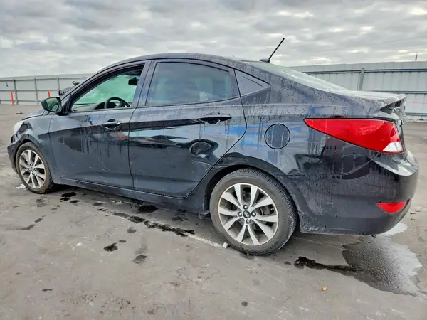 KMHCT4AE2HU330423 2017 HYUNDAI ACCENT - Image 2