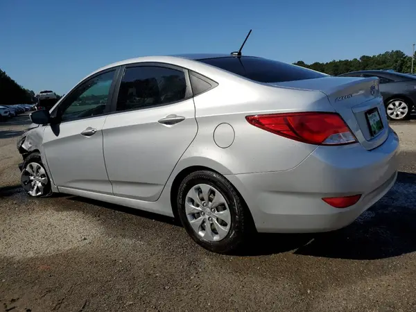 KMHCT4AE2HU336027 2017 HYUNDAI ACCENT - Image 2