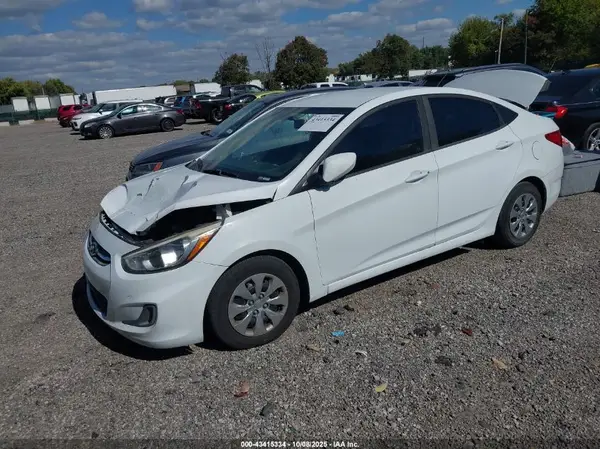 KMHCT4AE2HU342880 2017 HYUNDAI ACCENT - Image 2