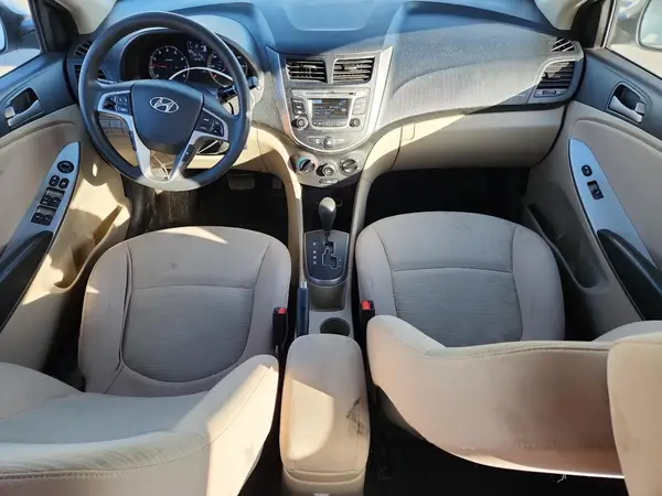 KMHCT4AE2HU348730 2017 HYUNDAI ACCENT - Image 8