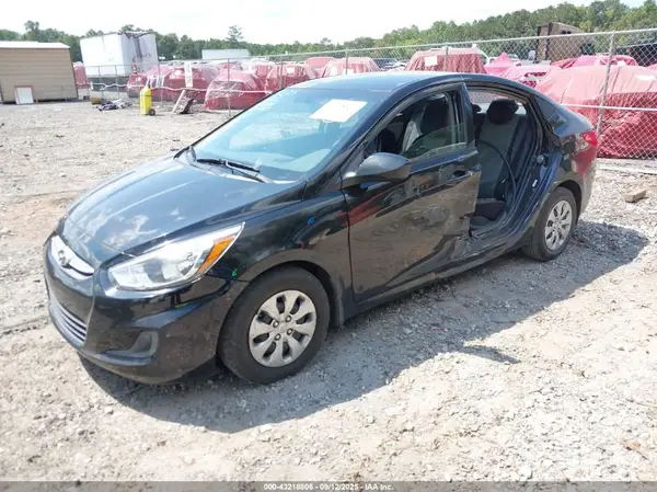 KMHCT4AE2HU351983 2017 HYUNDAI ACCENT - Image 2