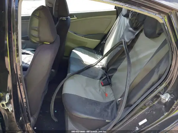 KMHCT4AE2HU351983 2017 HYUNDAI ACCENT - Image 8