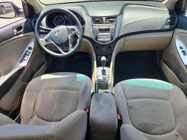 KMHCT4AE2HU366581 2017 HYUNDAI ACCENT - Image 8