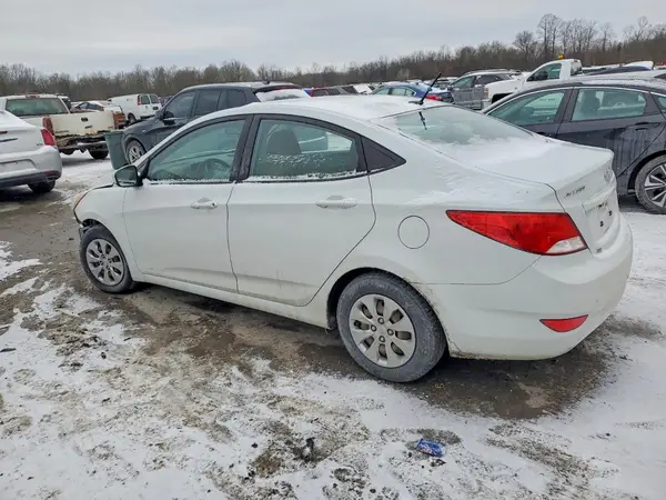 KMHCT4AE2HU367424 2017 HYUNDAI ACCENT - Image 2