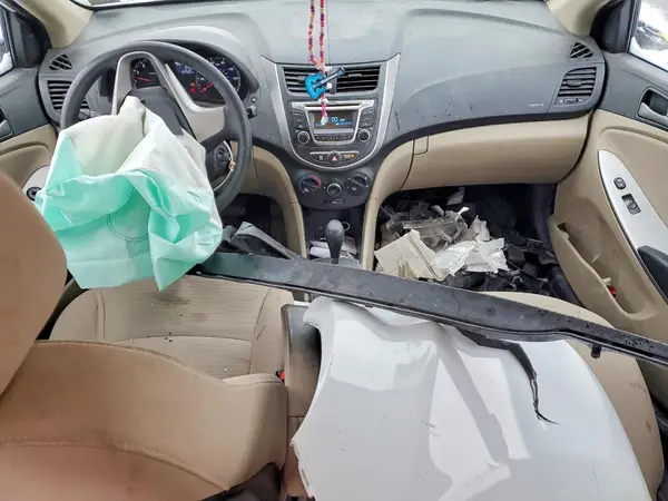 KMHCT4AE2HU367424 2017 HYUNDAI ACCENT - Image 8