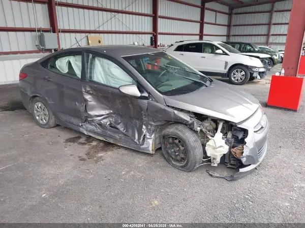 KMHCT4AE2HU368265 2017 HYUNDAI ACCENT - Image 1