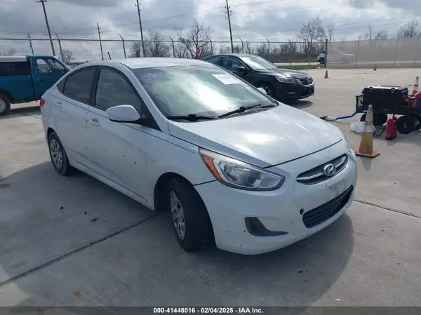KMHCT4AE2HU369755 2017 HYUNDAI ACCENT - Image 1