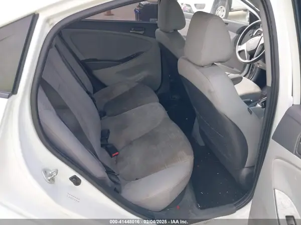 KMHCT4AE2HU369755 2017 HYUNDAI ACCENT - Image 8