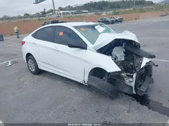 KMHCT4AE2HU372039 2017 HYUNDAI ACCENT