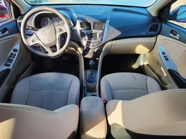 KMHCT4AE2HU372171 2017 HYUNDAI ACCENT - Image 8