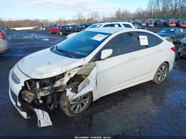 KMHCT4AE2HU379671 2017 HYUNDAI ACCENT - Image 2