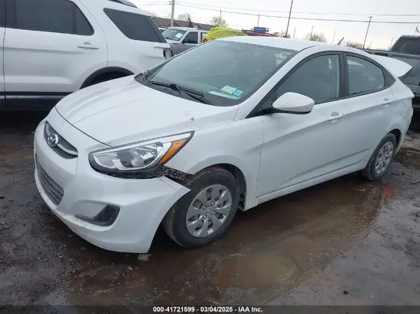 KMHCT4AE2HU380691 2017 HYUNDAI ACCENT - Image 2