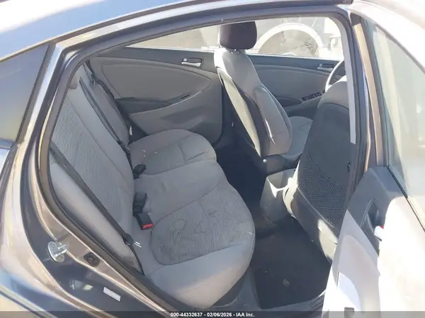 KMHCT4AE3GU002457 2016 HYUNDAI ACCENT - Image 8